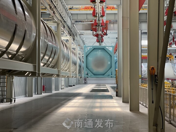 【南通發(fā)布】高溫下的“烤”驗(yàn) | 數(shù)智賦能打造“清涼車間”，高溫季中集環(huán)科生產(chǎn)繁忙有序